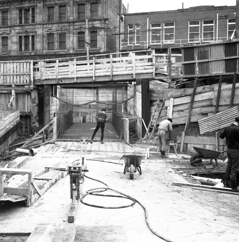 b. Pedestrian subway, Lambton Quay to Railway Station
