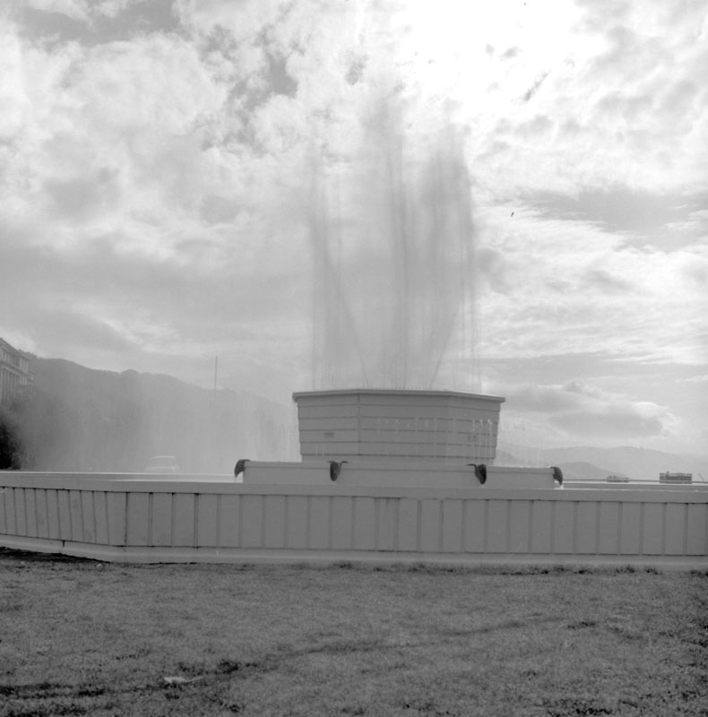 b. Fountain, Kelburn Park
