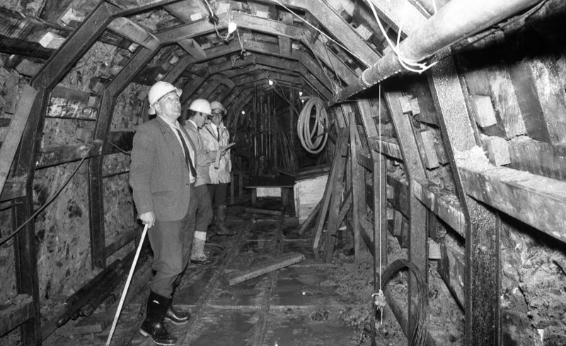 l. Windsor Place - Pilot tunnel for motorway