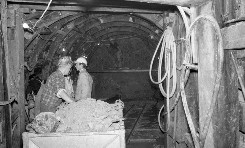 v. Windsor Place - Pilot tunnel for motorway