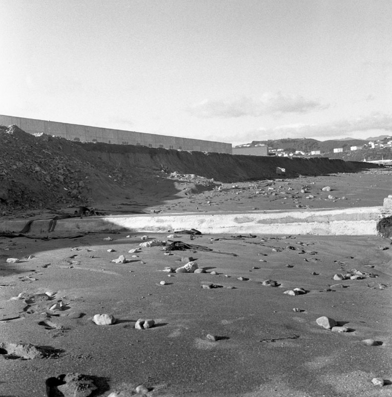 b. Lyall Bay, stormwater outfall at Tirangi Rd