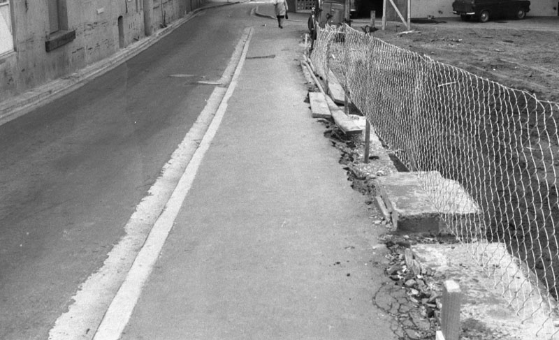 g. Footpaths - various streets. Lombard Street Parking building from Manners St