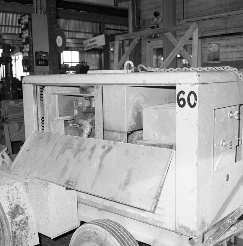 e. Mobile Diesel Welding Plant no 60, accident to RE Brien, Boilermaker, Mech Eng w/shops