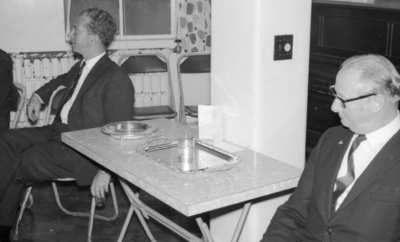 ah. Presentation to Mr Fitzgibbon on retirement