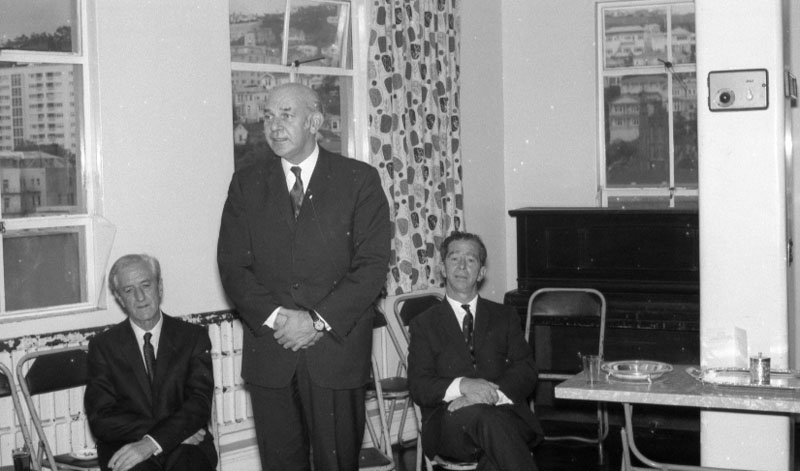 ao. Presentation to Mr Fitzgibbon on retirement