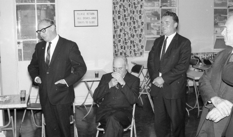 ar. Presentation to Mr Fitzgibbon on retirement