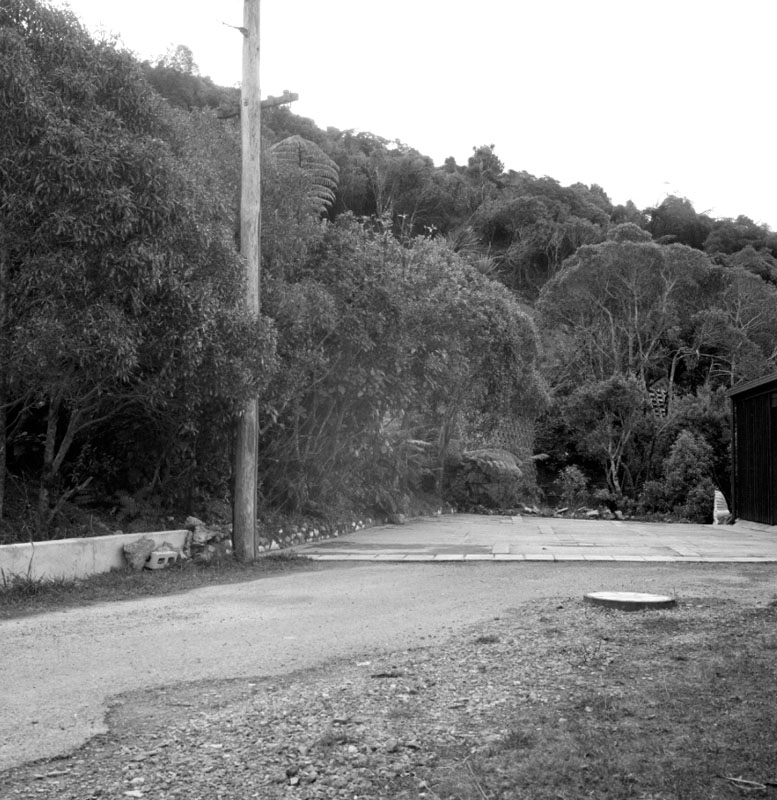 b. New roading, Bosher subdivision Hauraki St, vehicular access to Messrs Pope and Beard, nos 18-22 Hauraki St