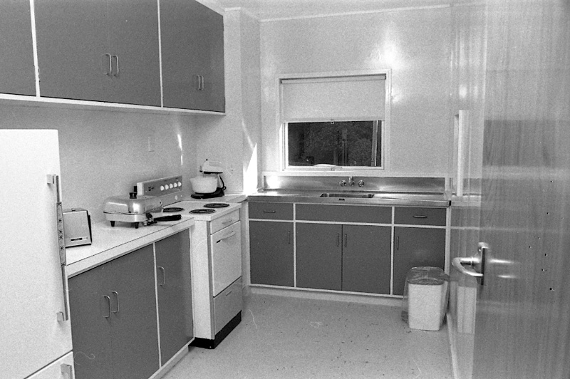 y. Nairn Street Flats, interiors