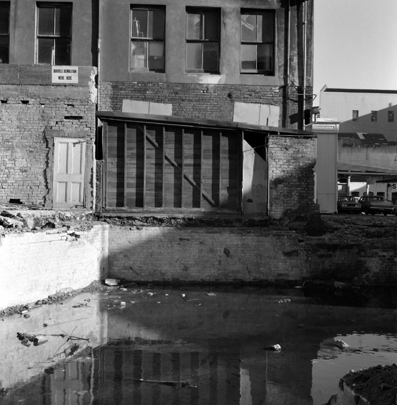 b. Farish St