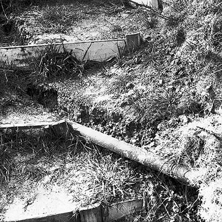 b. Workmen installing the Karori Reservoir Bypass Overflow pipes