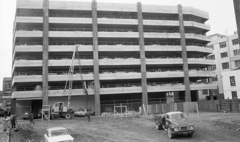 z. Lombard Street parking building from Manners Street end of Cornhill St. views of excavation. Petherick Cr, pensioner flat dev. Ironside Rd-Pinewood Tourist flats. 33 Hanover St-proposed flats