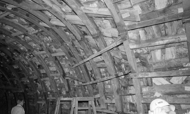 e. Pilot tunnel for motorway, Windsor Place