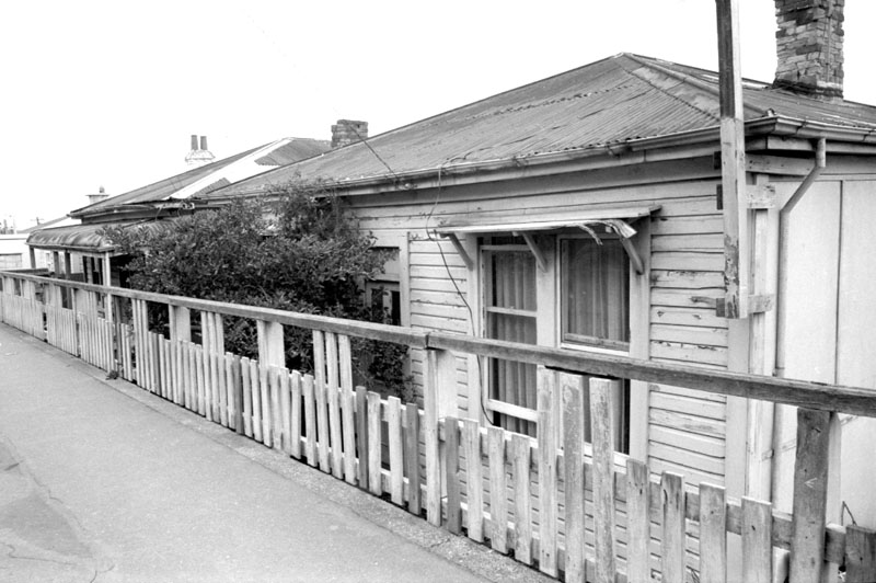 d. Substandard dwellings, Queens Drive, nos 344, 346, 348, 356, 11, 9