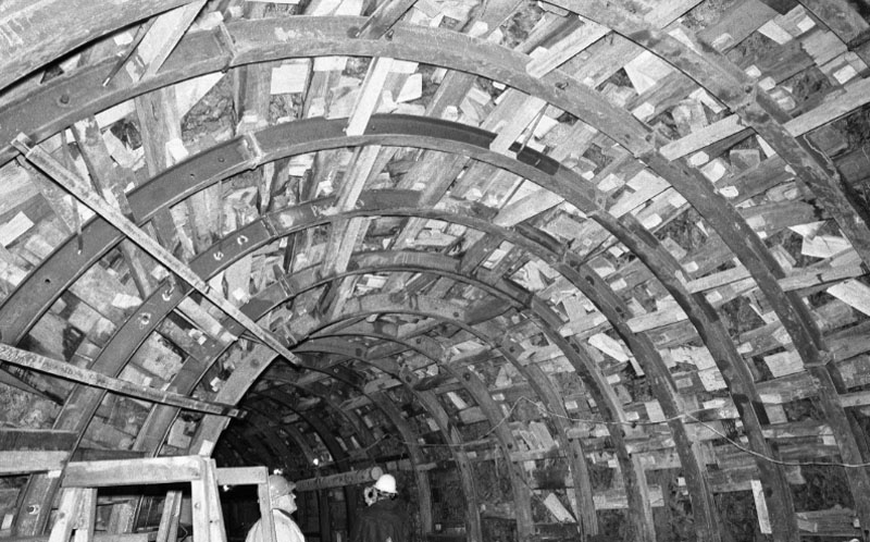 f. Pilot tunnel for motorway, Windsor Place