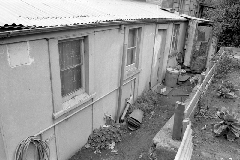 h. Substandard dwellings, Queens Drive, nos 344, 346, 348, 356, 11, 9