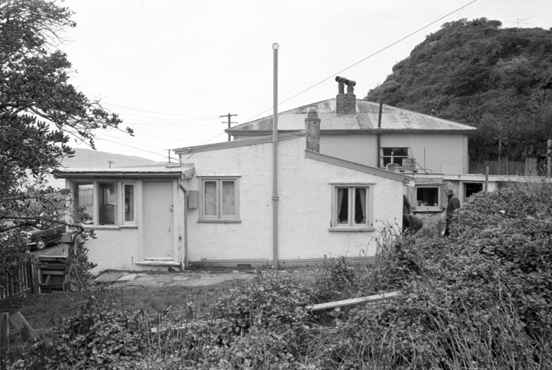 j. Substandard dwellings, Queens Drive, nos 344, 346, 348, 356, 11, 9