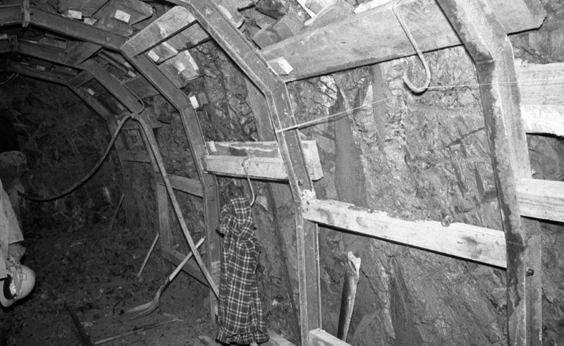 o. Pilot tunnel for motorway, Windsor Place