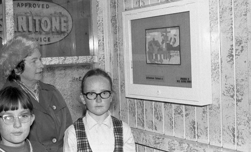 h. Presentation of showcase and key to Seatoun School by Cr Campbell on behalf of City Corp