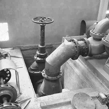 b. Pipes, Karori Reservoir area