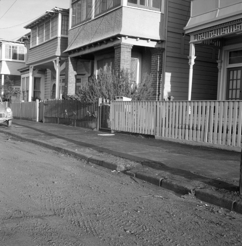 h. House Frontages, Tinakori Rd-Park St
