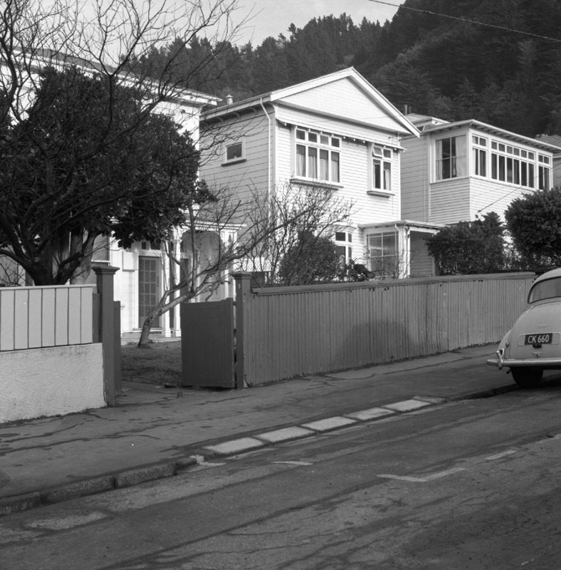 k. House Frontages, Tinakori Rd-Park St