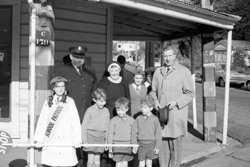 b. Visit of Deputy Chief Constable of Gloucestershire (Mr Copping), Traffic house, school patrol (Childers Tce)