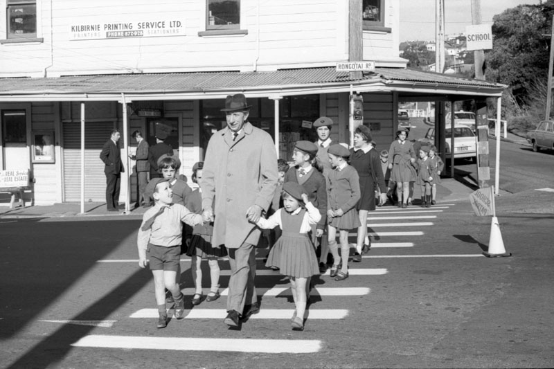 g. Visit of Deputy Chief Constable of Gloucestershire (Mr Copping), Traffic house, school patrol (Childers Tce)