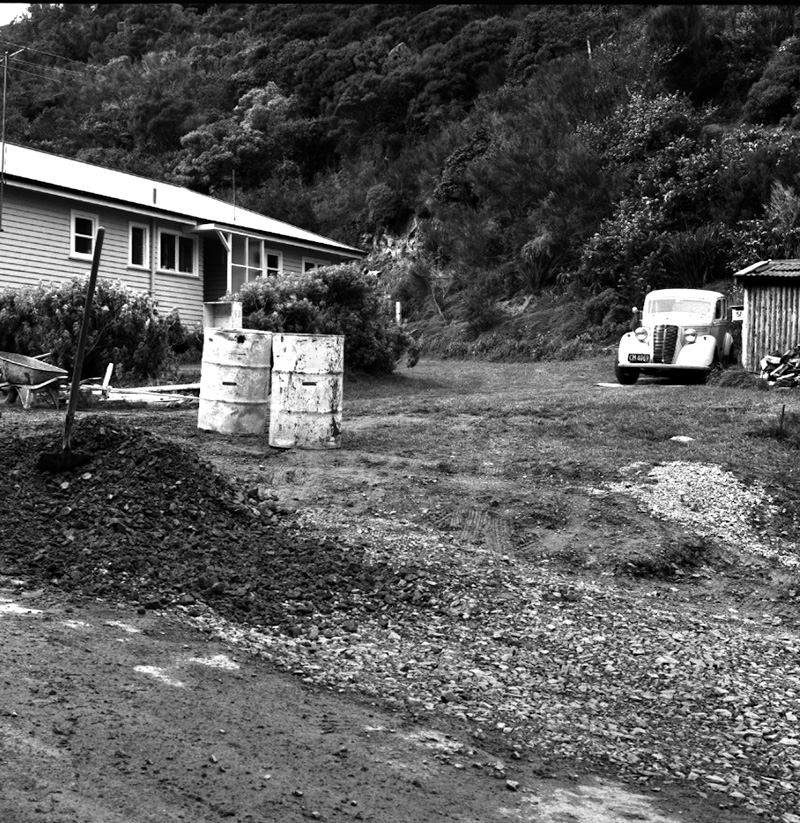 g. Houses and accesses, Liardet Street