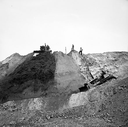 e. Evans Bay/Airport, Reclamation