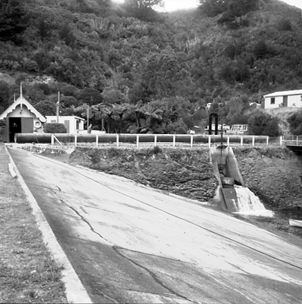 f. Karori Reservoir