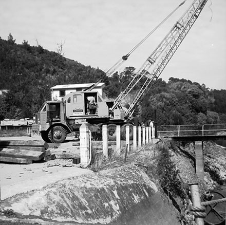 f. Karori Reservoir, Bypass Overflow