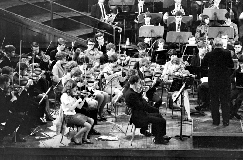 l. National Youth Orchestra, Town Hall