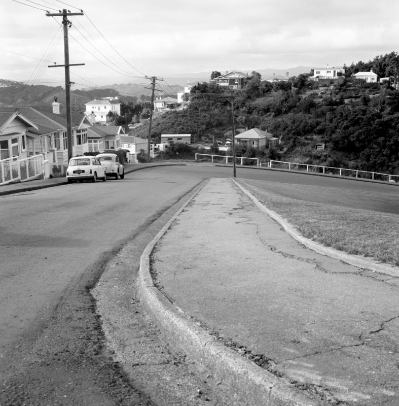 d. Krull St, footpath