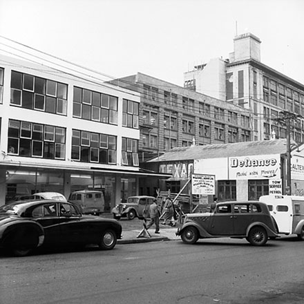 c. Streetscape, Taranaki Street, Mount Cook