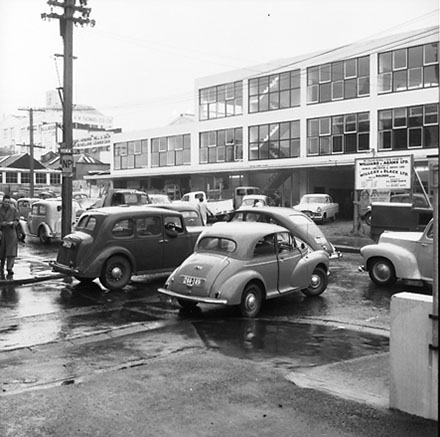 f. Streetscape, Taranaki Street, Mount Cook