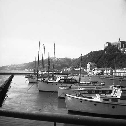 d. Royal Port Nicholson Yacht Club, Oriental Bay