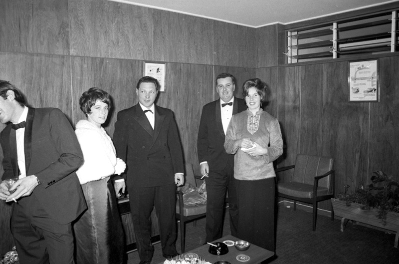 c. Reception, traffic house