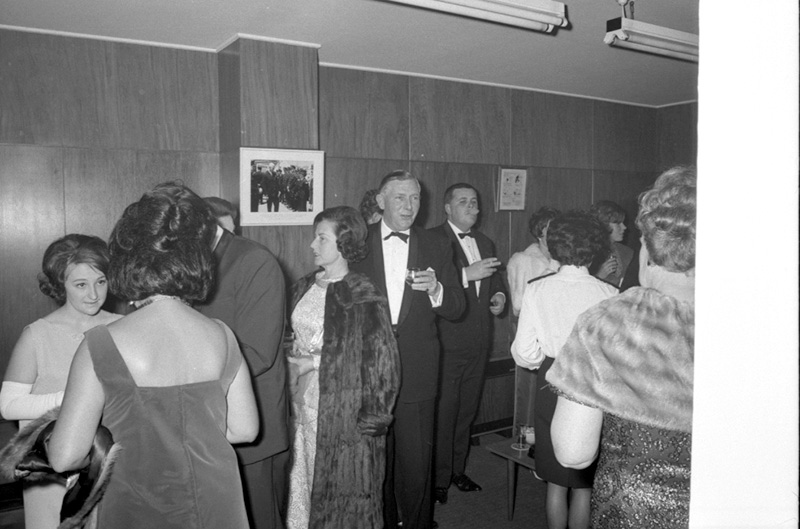 g. Reception, traffic house