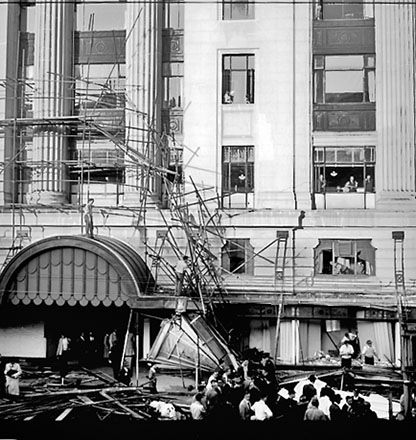 e. Scaffolding Accident, D I C, Lambton Quay