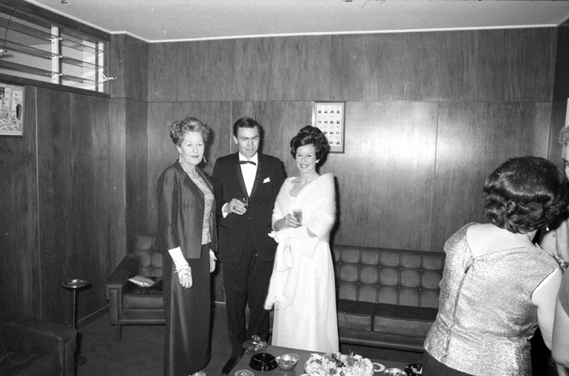 q. Reception, traffic house