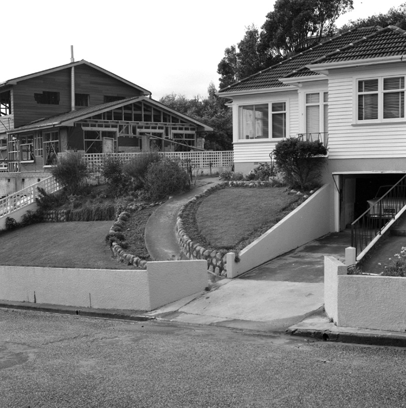 a. Nos 5 and 7 Kellsmere Crescent