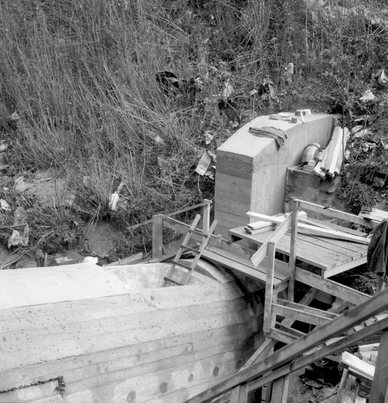 a. Curtis Street Tunnel, Crossover Structure