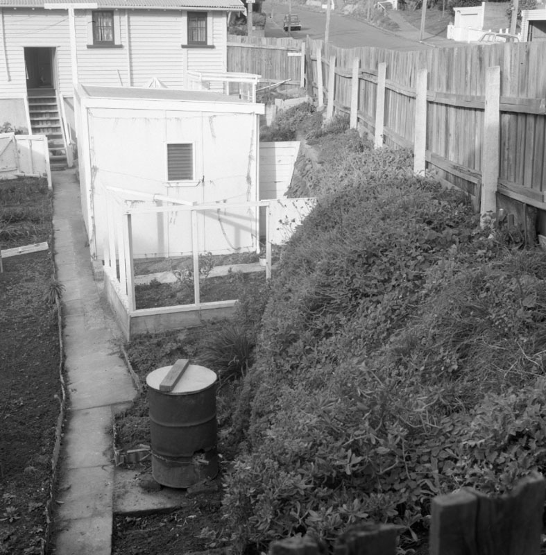 d. No. 53 and 57 Eden St, excavation and settlement