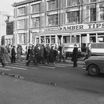 b. Pedestrians Crossing, Railway Station, Thorndon Quay