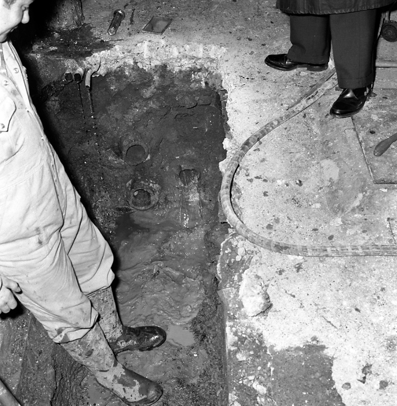 f. No 44 Devon St, drainage