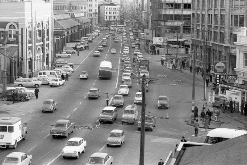 aa. Intersection, streetscape