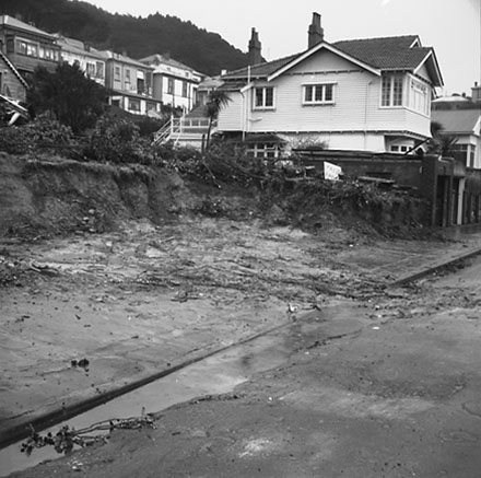 a. Demolished dwelling, corner of Derby Street and Austin Street, Mount Victoria