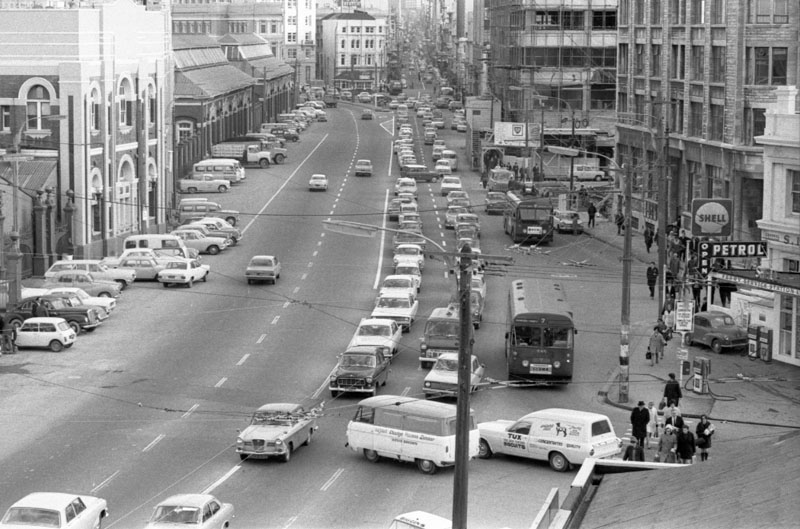 aq. Intersection, streetscape