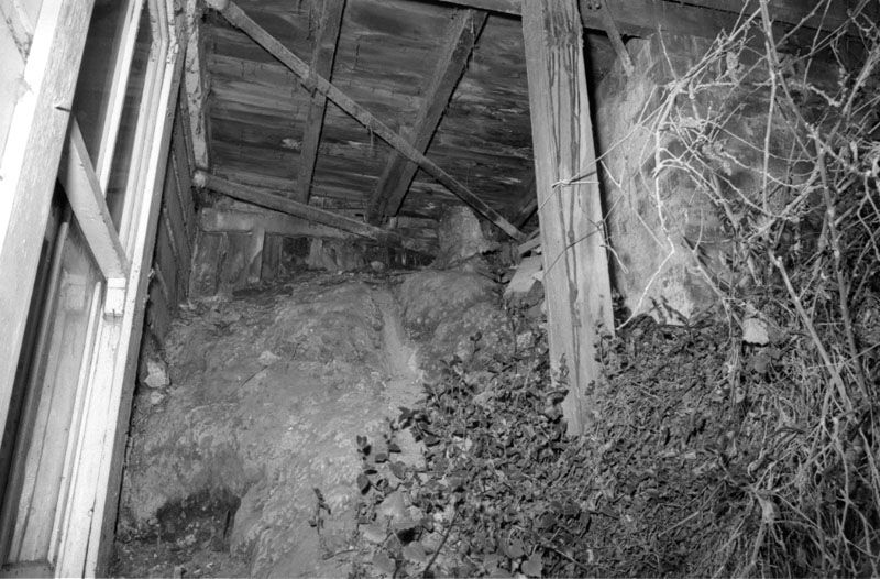 ar. Substandard dwellings