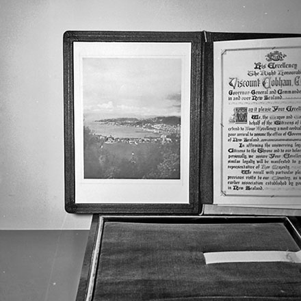 e. Book to be presented to Governor General Viscount Cobham, from Wellington City Council